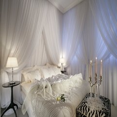 A Beautifully Master Bedroom Luxury - Karbonix