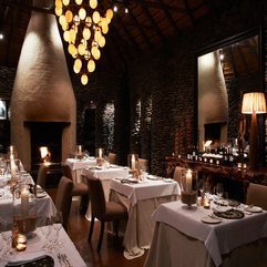 African Safari Decor Restaurant - Karbonix