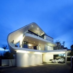 Amazing Modern Tropical House Architecture With Beautiful Lighting - Karbonix