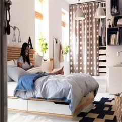 And Beautiful Residence With Retro View Bedroom Design - Karbonix