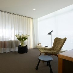 Apartment Appealing Simplistic Cozy Apartment Living And Hallways - Karbonix