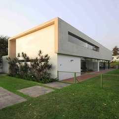 Architecture Awesome House In La Planicie Exterior Design With - Karbonix