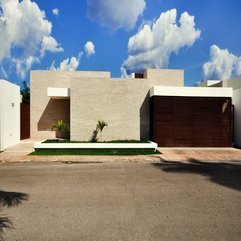 Architecture Brown Residence Wall Combined With Wooden Door In - Karbonix