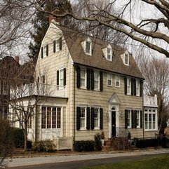 Architecture Classic Home - Karbonix