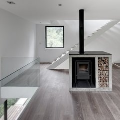 Architecture Fireplace With Glass Fence And Wooden Floor Also - Karbonix