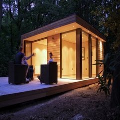 Attractive Design Minimalist Wood House - Karbonix