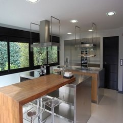 Bar Stools With Wooden Table Near Kitchen Table Transparent Glazed - Karbonix