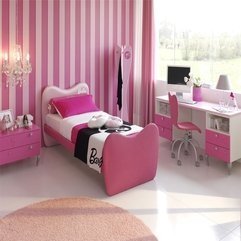 Barbie Princess Glam With Striped Wall Decor Room For - Karbonix