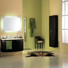 Bathroom Painted Green Leaves With Small Touch Marble Basdeer Skins Rug Natural Scheme - Karbonix