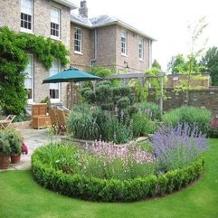 Best Inspirations : Beautiful Home With Garden Luxurious Modern - Karbonix