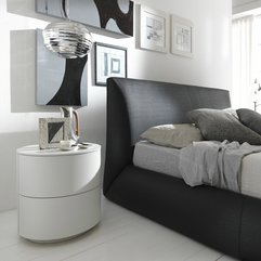 Bedroom Appealing Black Queen Beds With Cool White Round Bedside - Karbonix