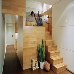 Bedroom Connected With Wooden Staircase Looks Gorgeous - Karbonix