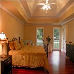 Bedroom Creative White Fur Carpet With Dazzling Gray Wooden Floor - Karbonix