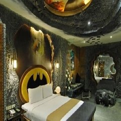Bedroom Design With Batman Inspired Interior In Eden Motel Feels Great - Karbonix