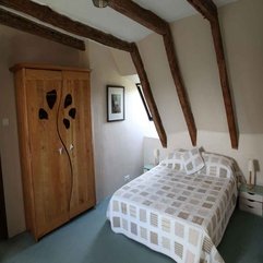 Bedroom Simple Attic - Karbonix