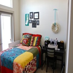 Bedroom Simple Yet Stunning Apartment Bedroom Design Ideas With - Karbonix
