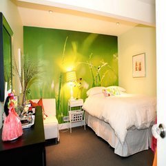 Bedrooms With Green Wallpaper Cool Basement - Karbonix