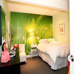 Bedrooms With Green Wallpaper Cool Basement - Karbonix