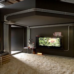 Black Studio Looks Elegant - Karbonix