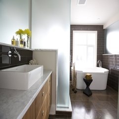 Brown Tile On Large Bathroom Simple Elegant - Karbonix