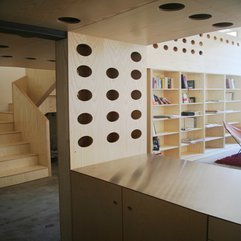 Brown Wooden Interior Square Bookshelf - Karbonix