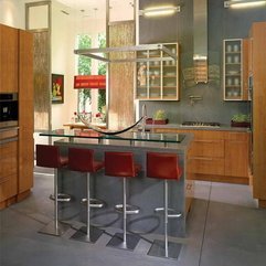 Cabinets In Kitchen With Red Seat Glass - Karbonix