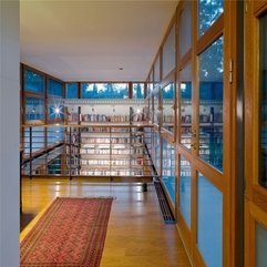 Carpet On Upstair Wooden Floor With Bookshelf View Red Artistic - Karbonix