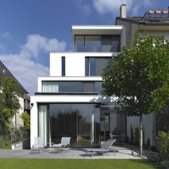 Best Inspirations : Chairs Near The Transparent Glazed Door Viewed From Courtyard White Lounge - Karbonix