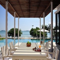 Chairs Table Placed Among White Pillars Terrace White Wooden - Karbonix