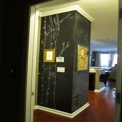 Chalkboard Paint On The Pillar Ideas - Karbonix