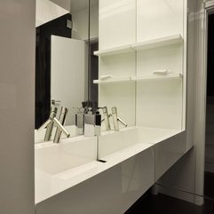 Chic And Stylish Modern Modern Apartment Bathroom Designs - Karbonix
