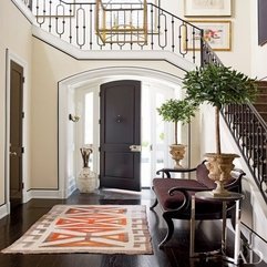 Chic Homodern Hallway Dsign And Modern House Entrance Ideas With - Karbonix