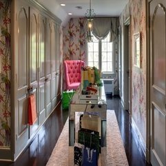 Closet Design With Flower Wallpaper Modern Dream - Karbonix