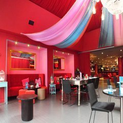 Colors Restaurant Interior - Karbonix