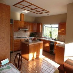 Colors With Oak Cabinets With Glass Window Kitchen Paint - Karbonix