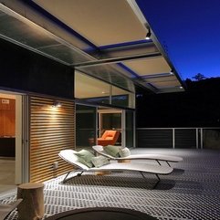 Comfort Terrace With Overcast Lighting - Karbonix