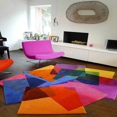 Comfortable Living Room With Unique Carpet Design Idea Ideas For - Karbonix