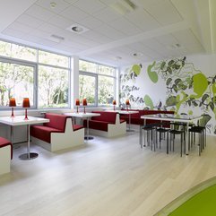 Cool Modern Office With Green Color - Karbonix