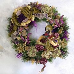 Day Christmas Wreath - Karbonix
