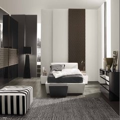 Best Inspirations : Deco Bedroom Design With Black And White Striped Chair And Rug Modern Art - Karbonix