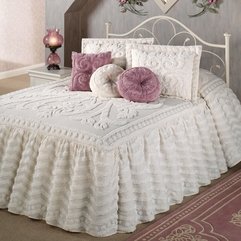 Decorating Beautiful Bedroom Design With Lovely White Antique - Karbonix