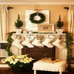 Decorating Ideas Neutral Theme For Christmas Fireplace Mantel - Karbonix