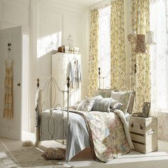 Decoration Amusing Shabby Chic Bedroom Decorating Concepts With - Karbonix