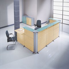 Design Receptionist Workspace - Karbonix