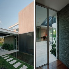 Door With Courtyard View Glazed - Karbonix