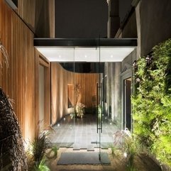 Door With Courtyard View Transparent Glazed - Karbonix