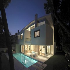 Elegant Design House In Athens In Modern Style - Karbonix