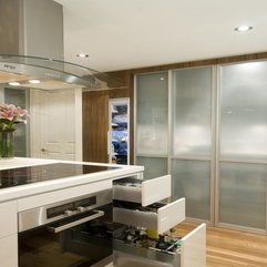 Elegant Design Minimalist Kitchen - Karbonix