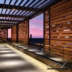 Fences With Wooden Door Outside Glazed - Karbonix