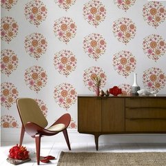 Floral Designs With Wooden Chair Images - Karbonix